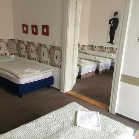 Charles Square Hostel Praga Quarto foto