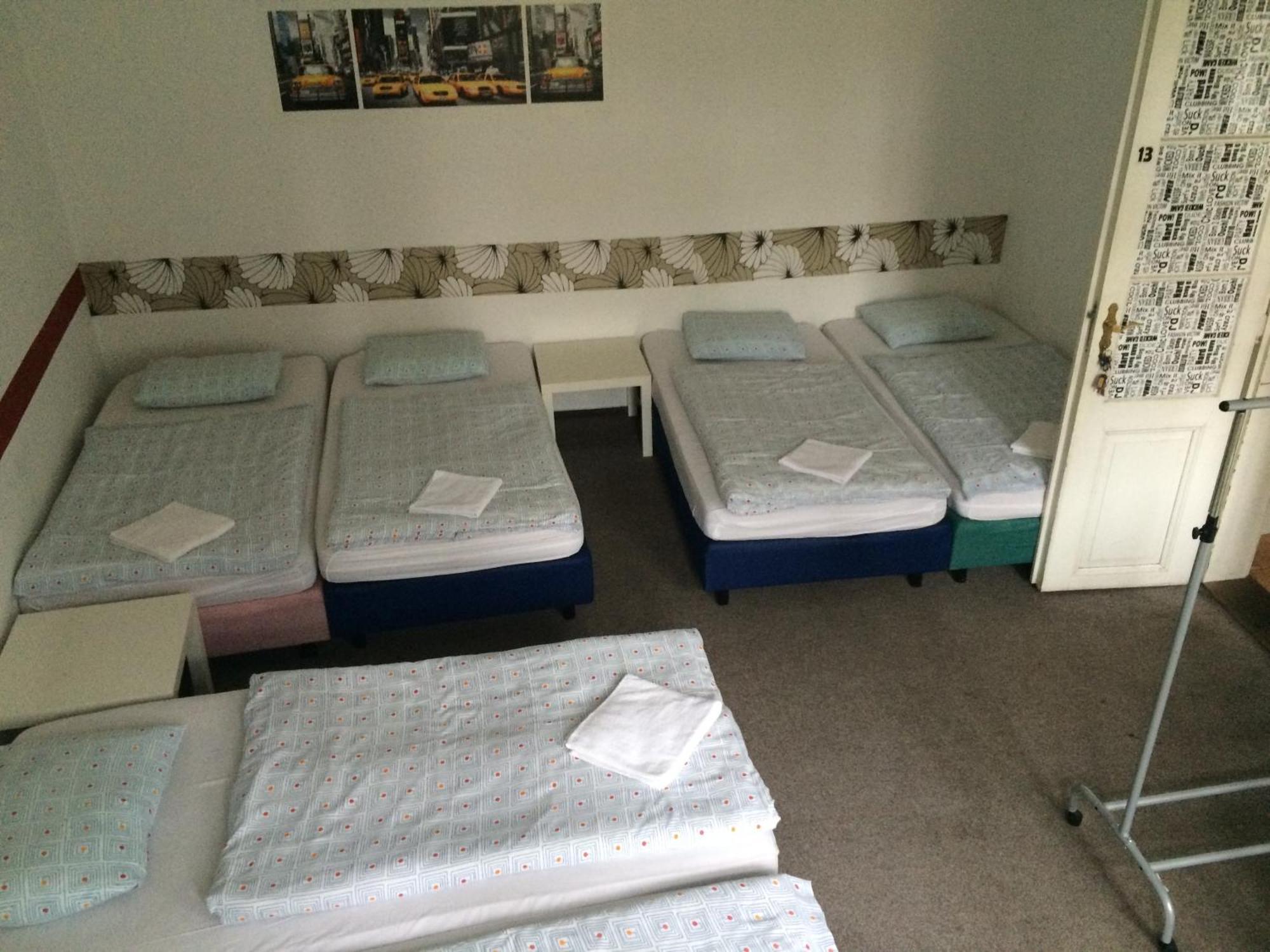 Charles Square Hostel Praga Quarto foto